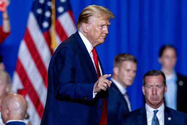 La defensa de Trump enreda sus casos penales para evitar juicios antes de las elecciones - Mundo - ABC Color