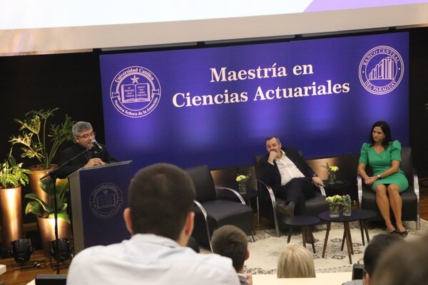 Innovadora Maestría en Ciencias Actuariales: Fruto de la colaboración UC-BCP - Portal Digital Cáritas Universidad Católica