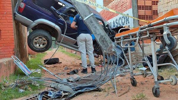 Limpio: terrible accidente dejó un muerto y tres heridos