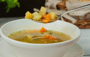 Pediatra no recomienda que los niños consuman caldos calientes antes de ir al colegio - Megacadena - Diario Digital
