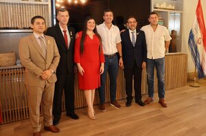 Cuatro diputados oficializaron su pase a Honor Colorado - El Trueno