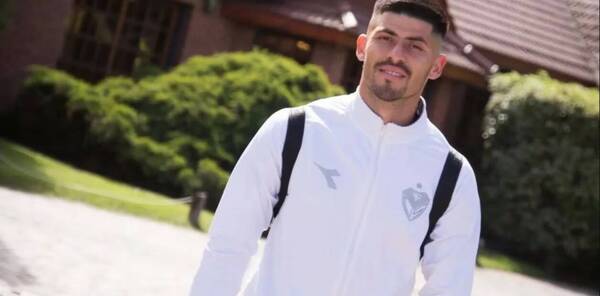 En Argentina informan que el jugador José Florentín se fugó a Paraguay