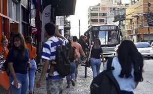 Cetrapam y Ucetrama exigen suba del precio del pasaje del transporte - Economía - ABC Color