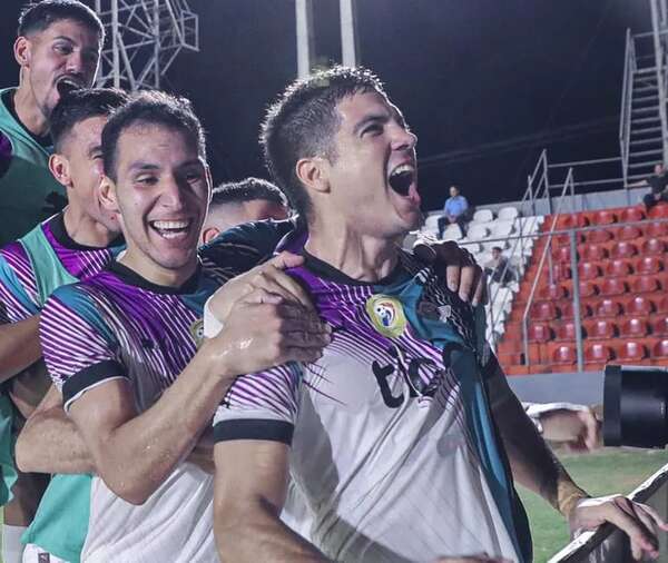 Libertad, puntero y único invicto del Apertura - Fútbol - ABC Color