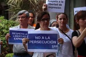 Chats filtrados: SPP repudia campaña contra periodista - Política - ABC Color
