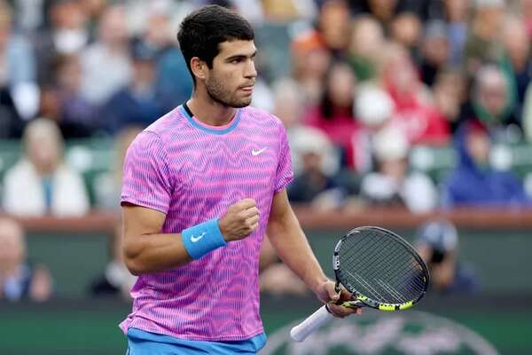 Alcaraz frena a Sinner y reeditará final de Indian Wells con Medvedev - Tenis - ABC Color