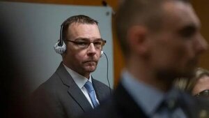 Padre es condenado por la masacre que cometió su hijo en una escuela de EE.UU.