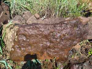 Hallan una piedra que conecta la Triple Frontera con la Guerra del Grande - La Tribuna