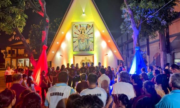 Inauguran capilla de Adoración Perpetua