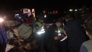 Madre y su bebé mueren en violento triple choque de camionetas en Amambay - Noticiero Paraguay