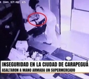Con armas largas asaltaron un súper en Carapeguá - Paraguay.com