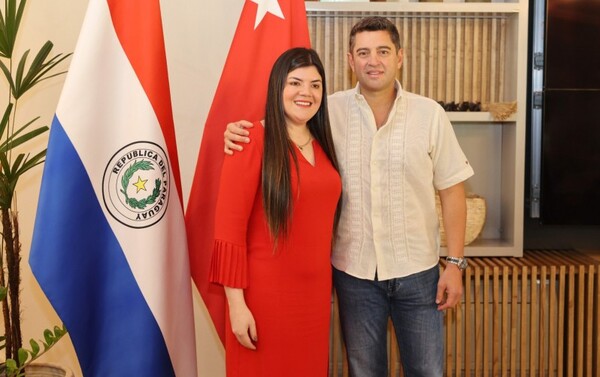 Diputada pasa a Honor Colorado porque “este es el camino” - ADN Digital