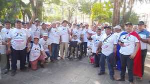 Nueva movilización de exobreros de Itaipú que demandan pago de indemnización - Megacadena - Diario Digital
