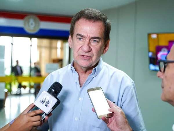 Penner: voto por “Bachi” fue gesto de “gratitud” por compromiso oficialista de llevar agua al Chaco - Política - ABC Color