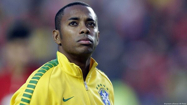 Versus / La Justicia examina si Robinho debe pagar en Brasil su condena por violación