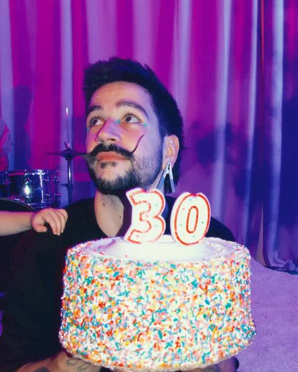 Camilo cumplió 30 y Evaluna lo llenó de elogios: “Amo celebrarte” - Gente - ABC Color