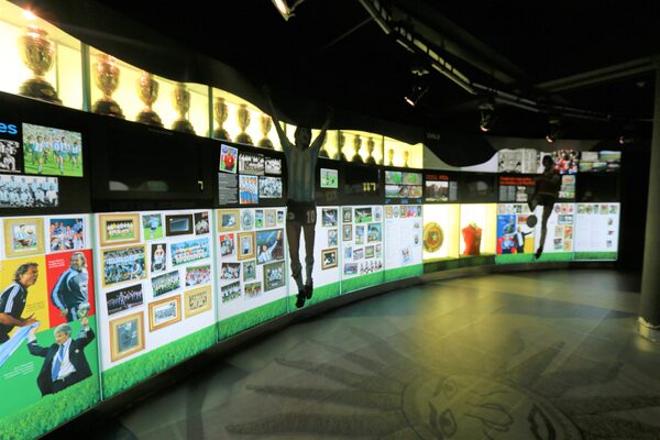 CONMEBOL reinaguró su Museo, justo en el día del aniversario 113 del fallecimiento de Adolfo Riquelme - La Tribuna