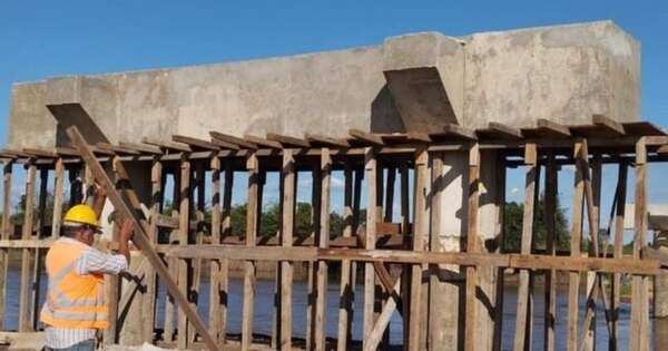 La Nación / Avanzan obras de puente que unirá dos ciudades en el este
