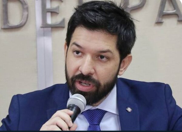 Mantienen arresto domiciliario para supuesto colaborador en esquema de lavado de Pavão