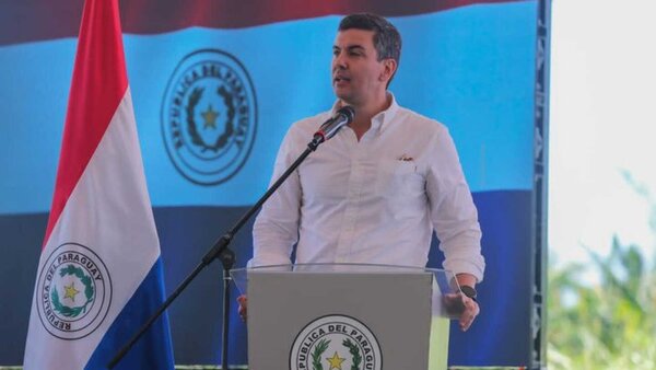 Combustible no aumentará los próximos 2 meses, según el presidente