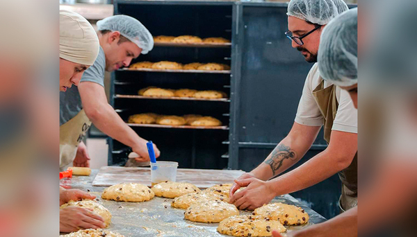 Que no falte en la mesa: El pan evoluciona hacia tendencias más saludables, pero mantiene su esencia