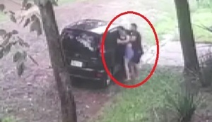 Detienen a presunto agresor de una mujer que fue captado en video en la vía pública de Encarnación - Noticiero Paraguay