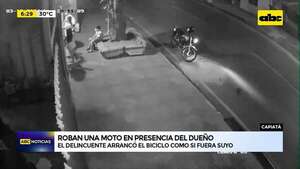 Video: Roban una moto en presencia del dueño - ABC Noticias - ABC Color