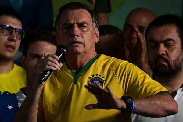 Policía Federal presenta cargos contra Bolsonaro - Mundo - ABC Color