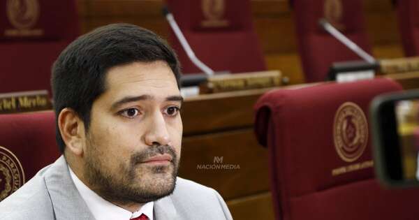 Diario HOY | Exsecretario de Abdo, imputado por filtración, pide no someterse a la justicia