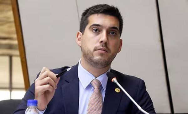 Rubin renuncia al Partido Hagamos tras no ser electo presidente - Noticiero Paraguay