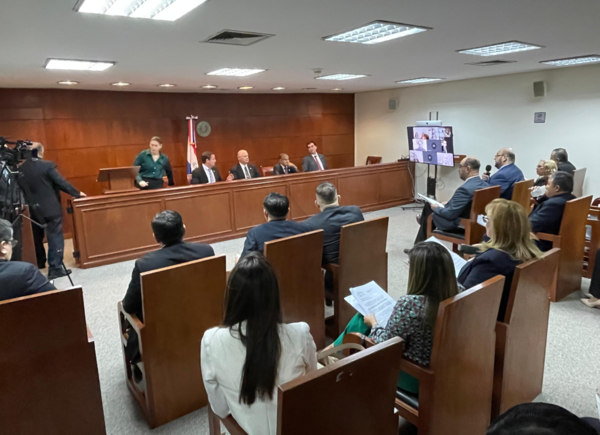 Gremios de abogados critican falta de uniformidad de criterios y seguridad jurídica - PDS RADIO Y TV