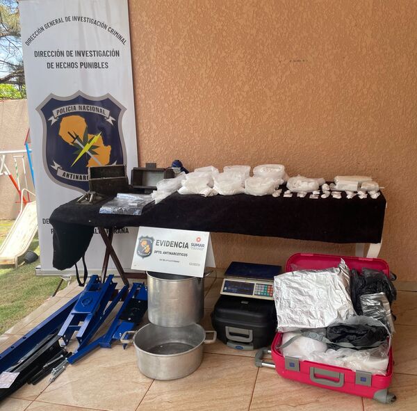 Descubren laboratorio clandestino y decomisan 8 kilos de cocaína, en Alto Paraná - La Tribuna