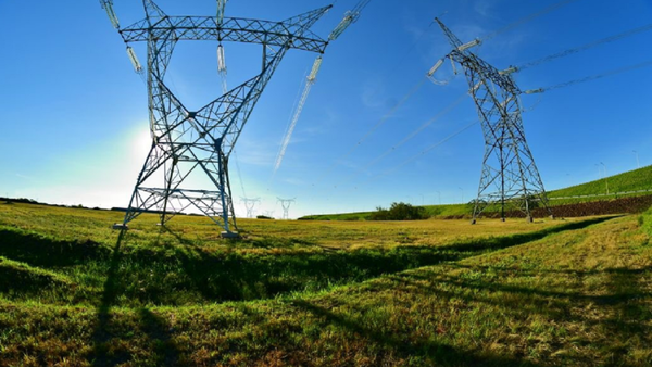 Tras incendios provocados, FFAA vigilará las líneas de 500kV de la ANDE