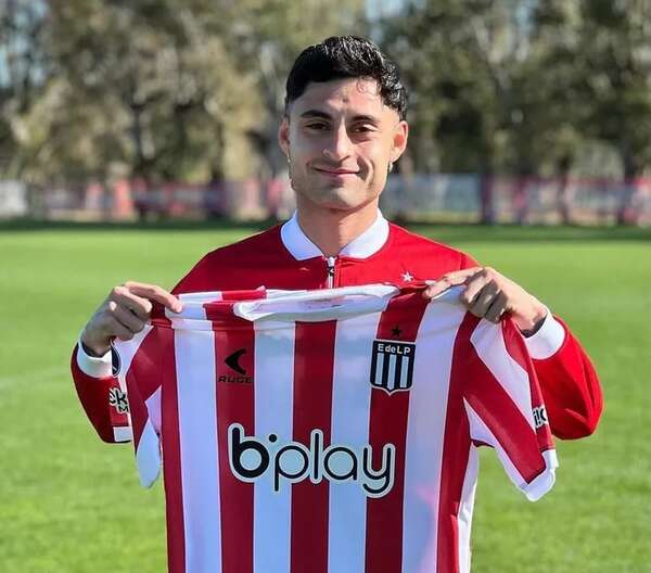 Chileno Altamirano diagnosticado con trombosis tras convulsión en partido del fútbol argentino - Fútbol - ABC Color