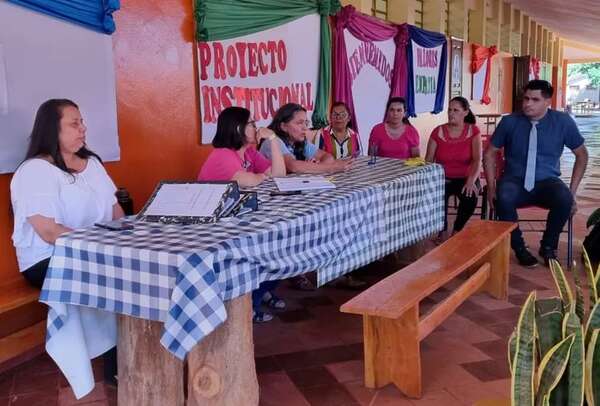 Tras aparición de rubros “robados” de escuela, retoman clases en la colonia Canindeyú - Nacionales - ABC Color