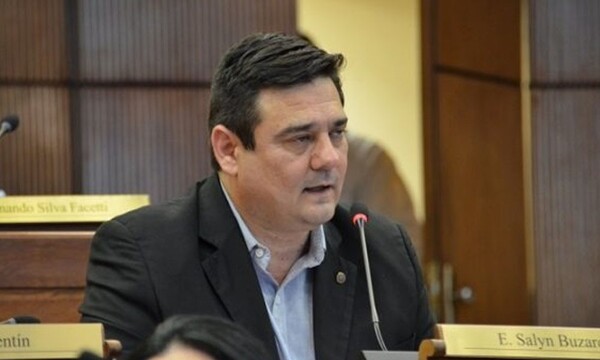 “Por mí que todos los que quieran venderse que se vayan ahora”, lanzó Salyn Buzarquis sobre oposición