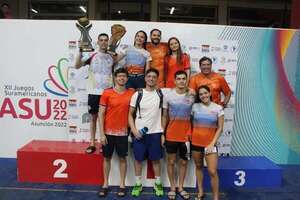 Natación: Sajonia se lleva la corona - Polideportivo - ABC Color