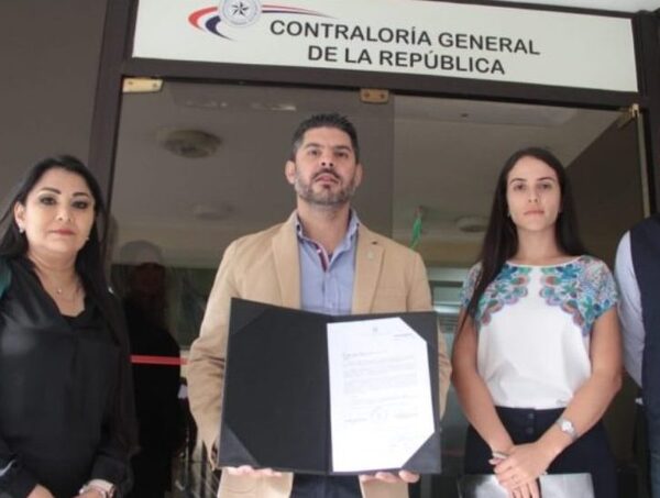 Comuna de Asunción dejó pasar irregularidades en la concesión del estacionamiento tarifado, según la Contraloría · Radio Monumental 1080 AM