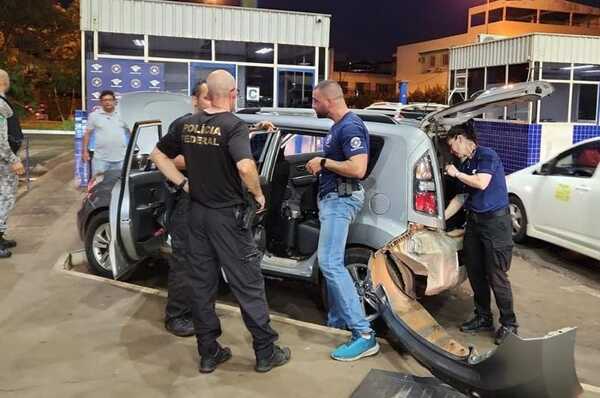Un agente policial cae con cargamento de celulares de contrabando en Brasil - La Clave