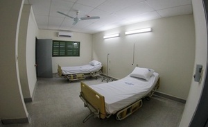 Pacientes fallecen en Hospital de Luque por averías de aires