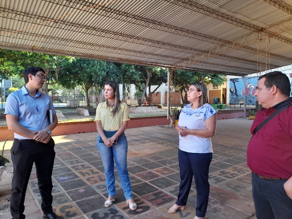 Acuerdan obras de pozo artesiano para beneficiar a más de 800 alumnos en Escuela Clementina Irrazabal