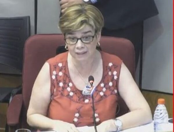 Desirée Masi anticipa que será imputada en el caso que investiga a Mario Abdo Benítez · Radio Monumental 1080 AM