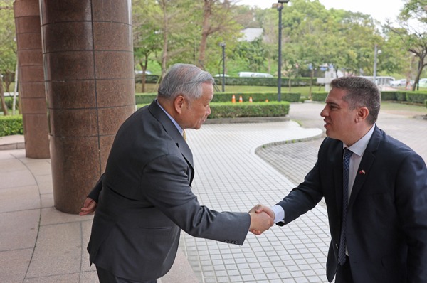 Villate en Taiwán: “Buscamos establecer vínculos para llevar innovación al país y seguir creciendo” - .::Agencia IP::.