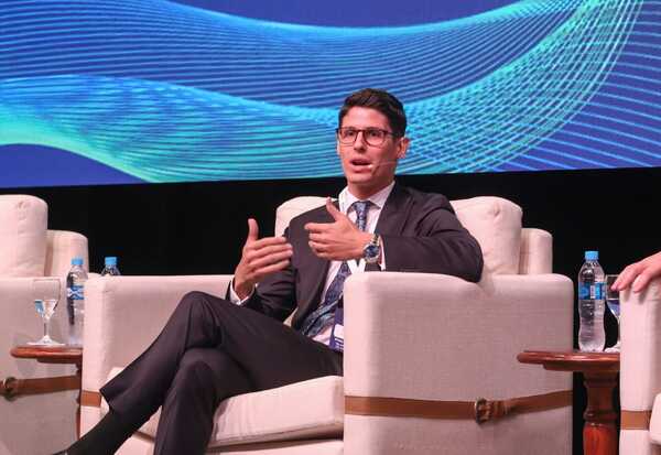 Debatirán sobre el presente y futuro del mercado de valores paraguayo en charla magistral - MarketData