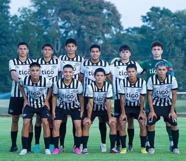 Libertad quedó solo en la cima de la Sub 15 - Fútbol - ABC Color