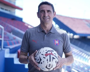 Manolo Jiménez: “Todos los jugadores tienen que sumar” - trece