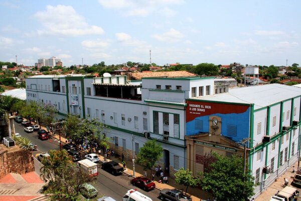 Niegan que colegio haya solventado gastos de niño que recibió un fuerte golpe en la cabeza - ADN Digital