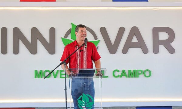 Peña alienta modernización de la pequeña agricultura