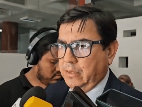 Fiscalía investiga penalmente a agentes que imputaron a Mario Abdo · Radio Monumental 1080 AM