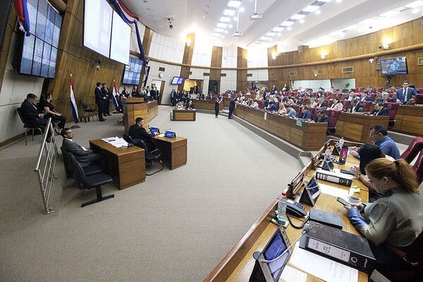 Diputados aprobó en general el proyecto de ley «Hambre cero en las escuelas» - San Lorenzo Hoy